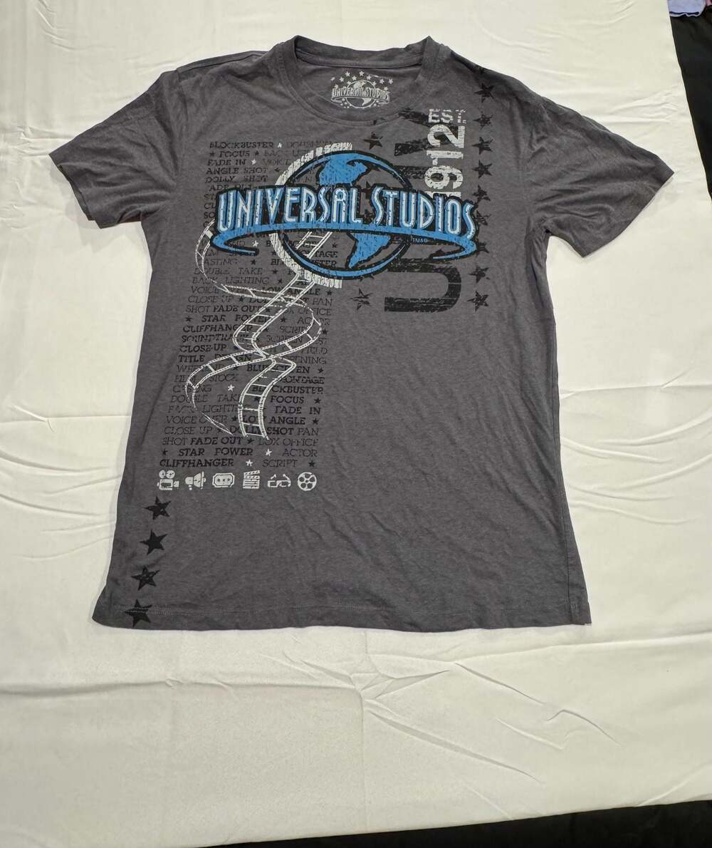 Y2K Universal Studios Gray Cinema Graphic T-Shirt Size M Y2K